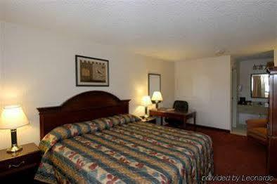 Varsity Inn Osu South Колумбус Экстерьер фото